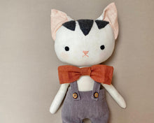 Load image into Gallery viewer, Cat with bow tie and dungarees_Head_Sewing Pattern Instant Download_Bon Patterns
